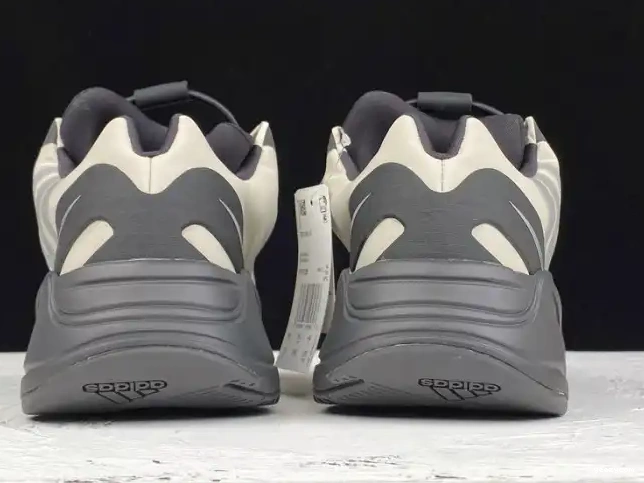 Boost FY3729 MNVN Bone Yeezy 700 Adidas 0502